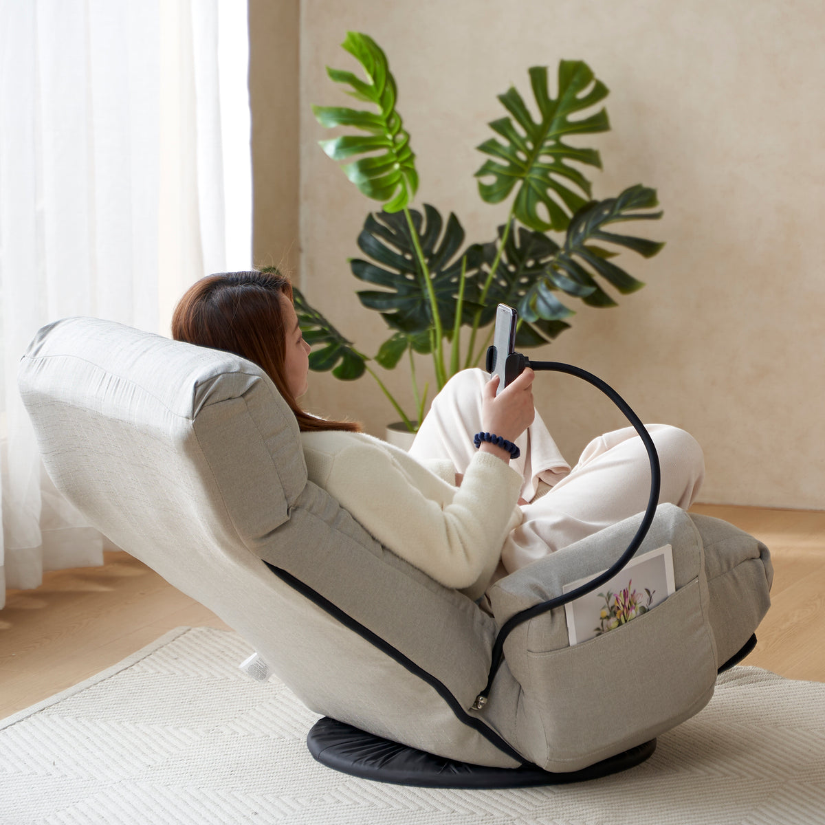 Design feature view of Swivel Lounge Chair 360° Swivel & Headrest Gray Metal